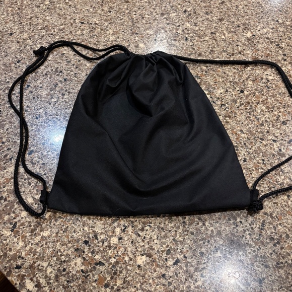 Small Cinch Backpack - Picture 5 of 8